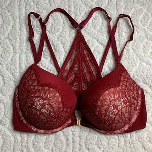 Victoria’s Secret very sexy push up bra
